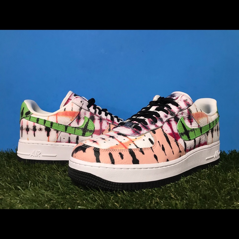 Nike Air Force 1 Low Black Tie Dye Sneakers